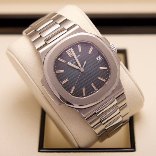 Patek Philippe Nautilus 5711/1A-010 Blue Dial Steel 2012 Fullset