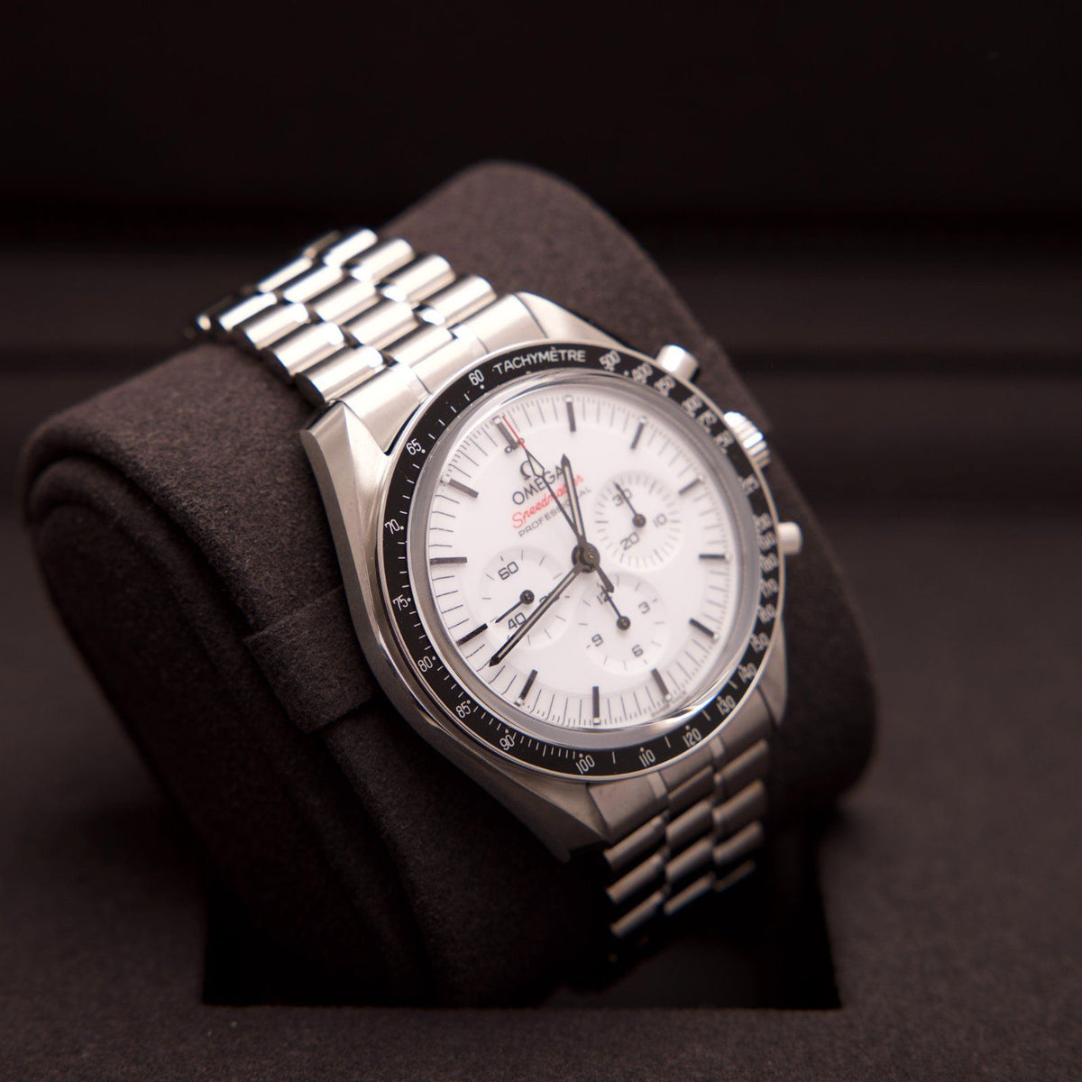 Omega Speedmaster Professional Moonwatch – Ref. 310.30.42.50.04.001 | White Dial | Sapphire Sandwich | 42 mm | 05/2024 | Neu & Ungetragen | Fullset