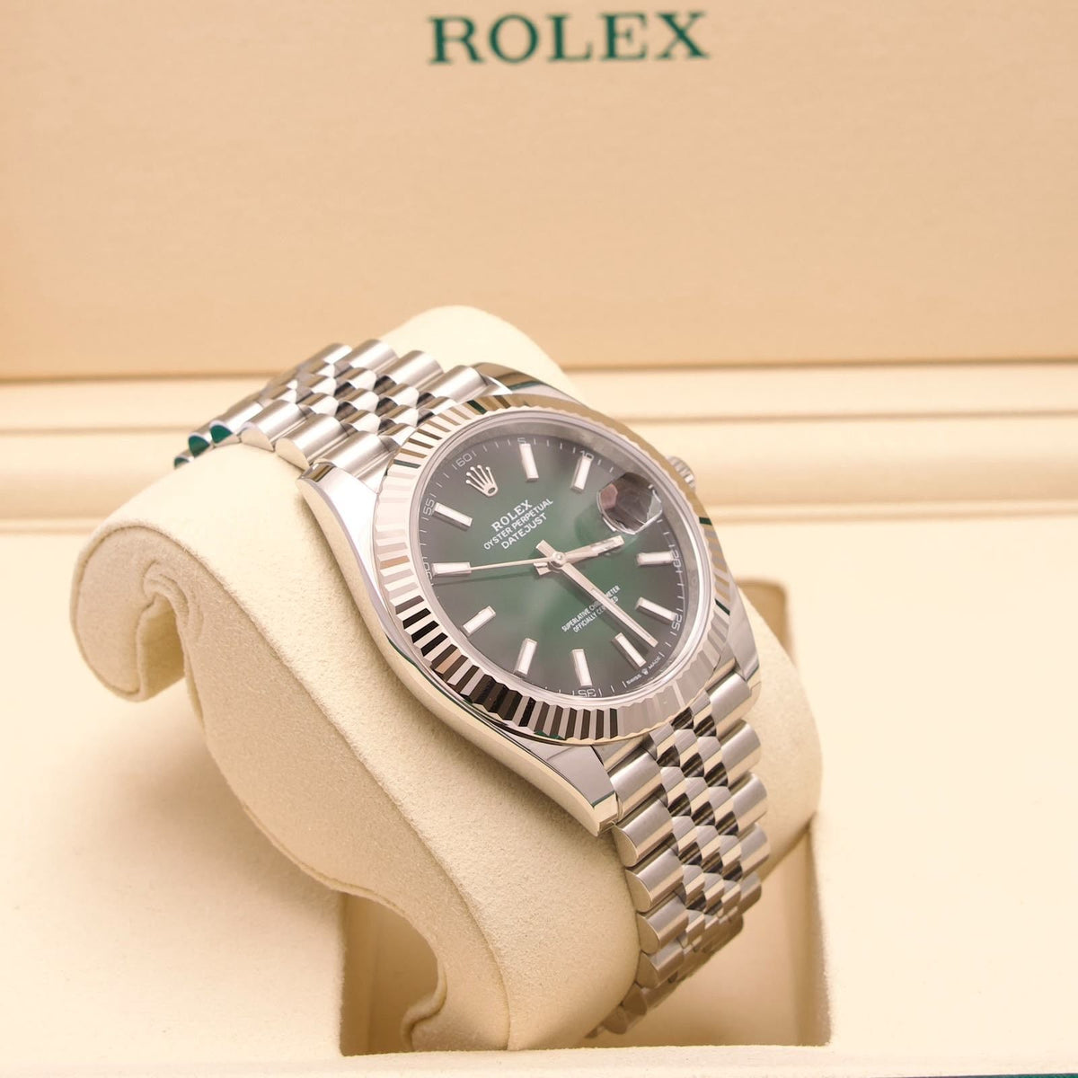Rolex Datejust 41 – Ref. 126334 | Grünes Ombré-Zifferblatt | 09/2026 | LC100 | Neu & Ungetragen | Fullset
