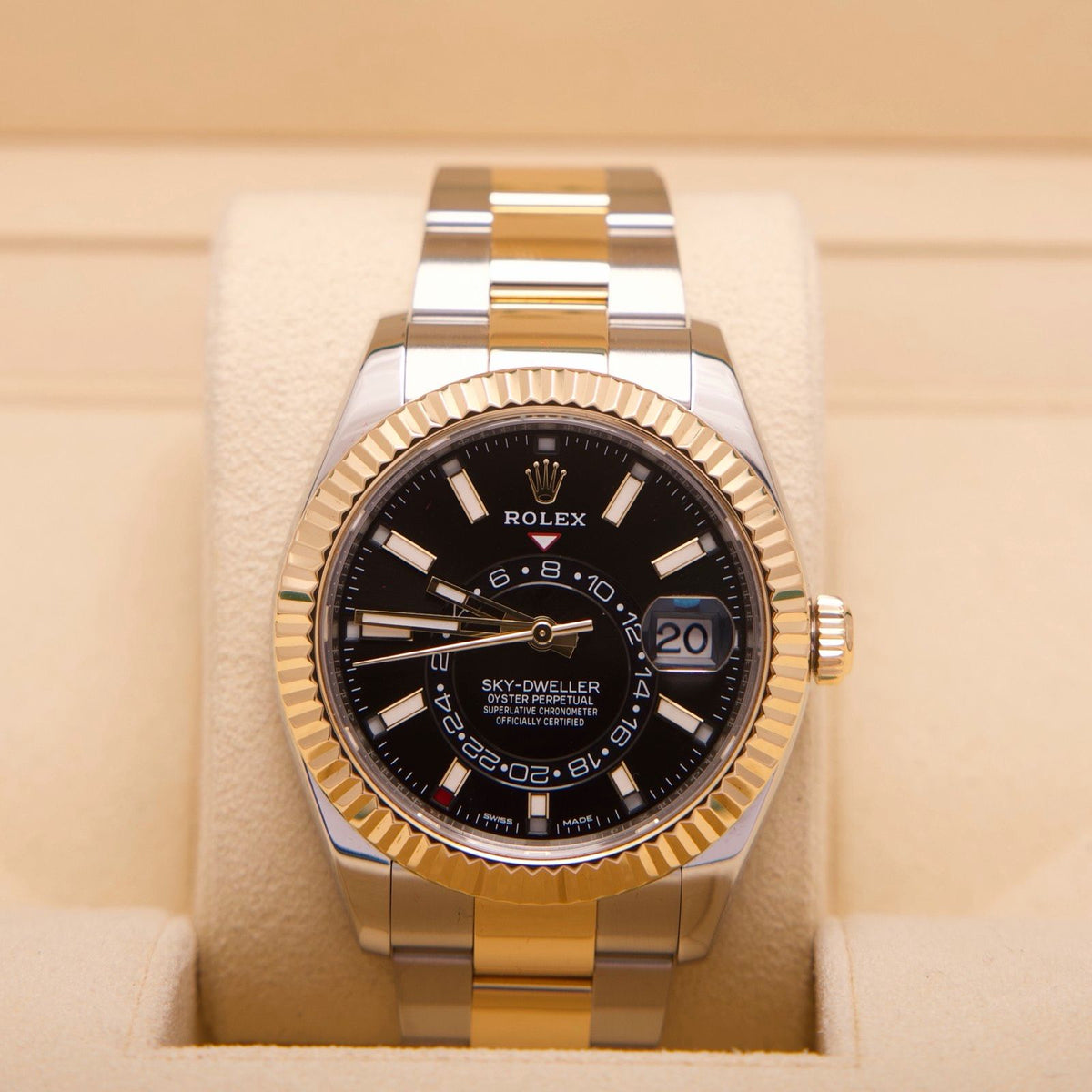Rolex Sky-Dweller 326933 Gelbgold/Stahl LC100 2018 wie neu Fullset