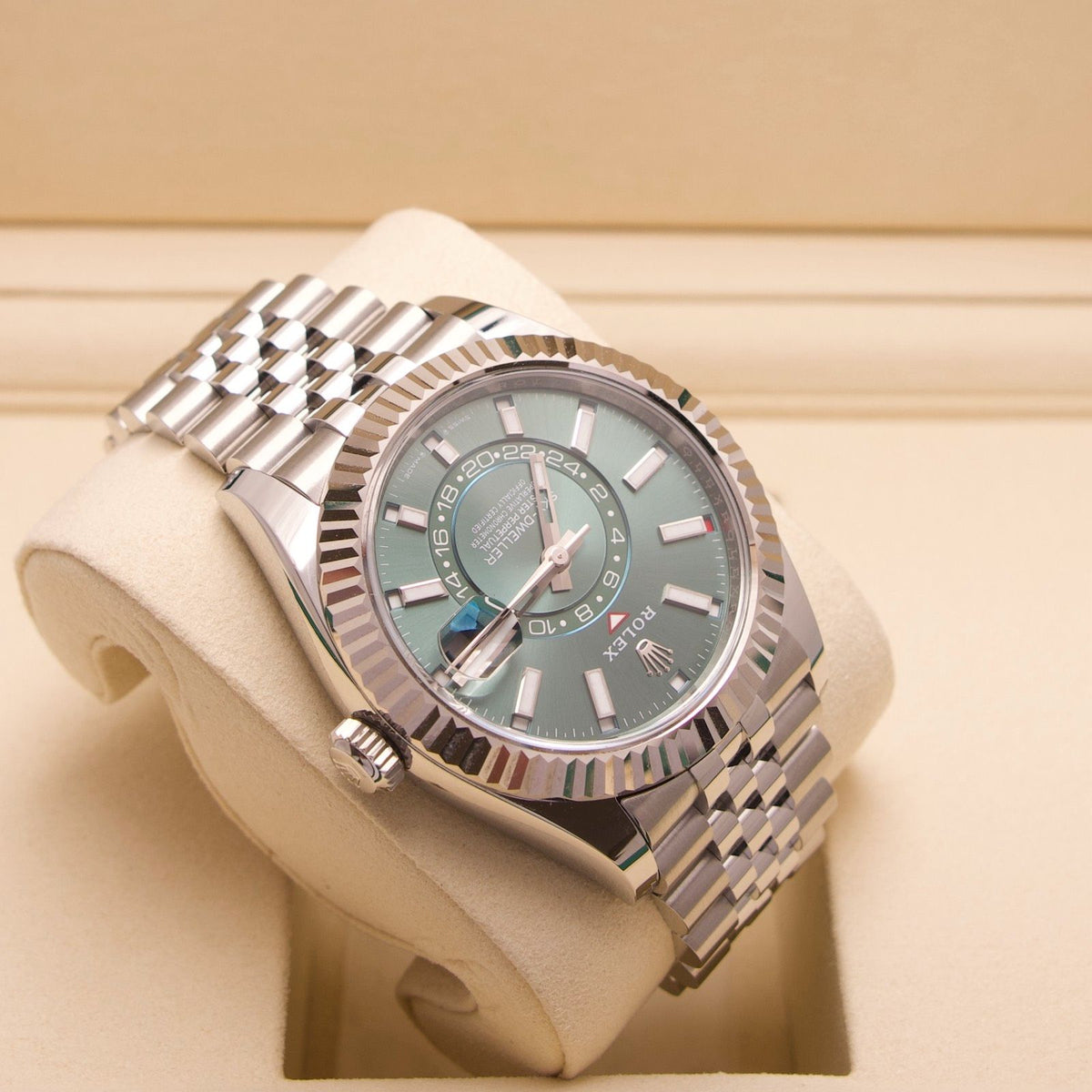 Rolex Sky-Dweller – 336934 | 2026 | Mintgrün | Jubilee | Neu
