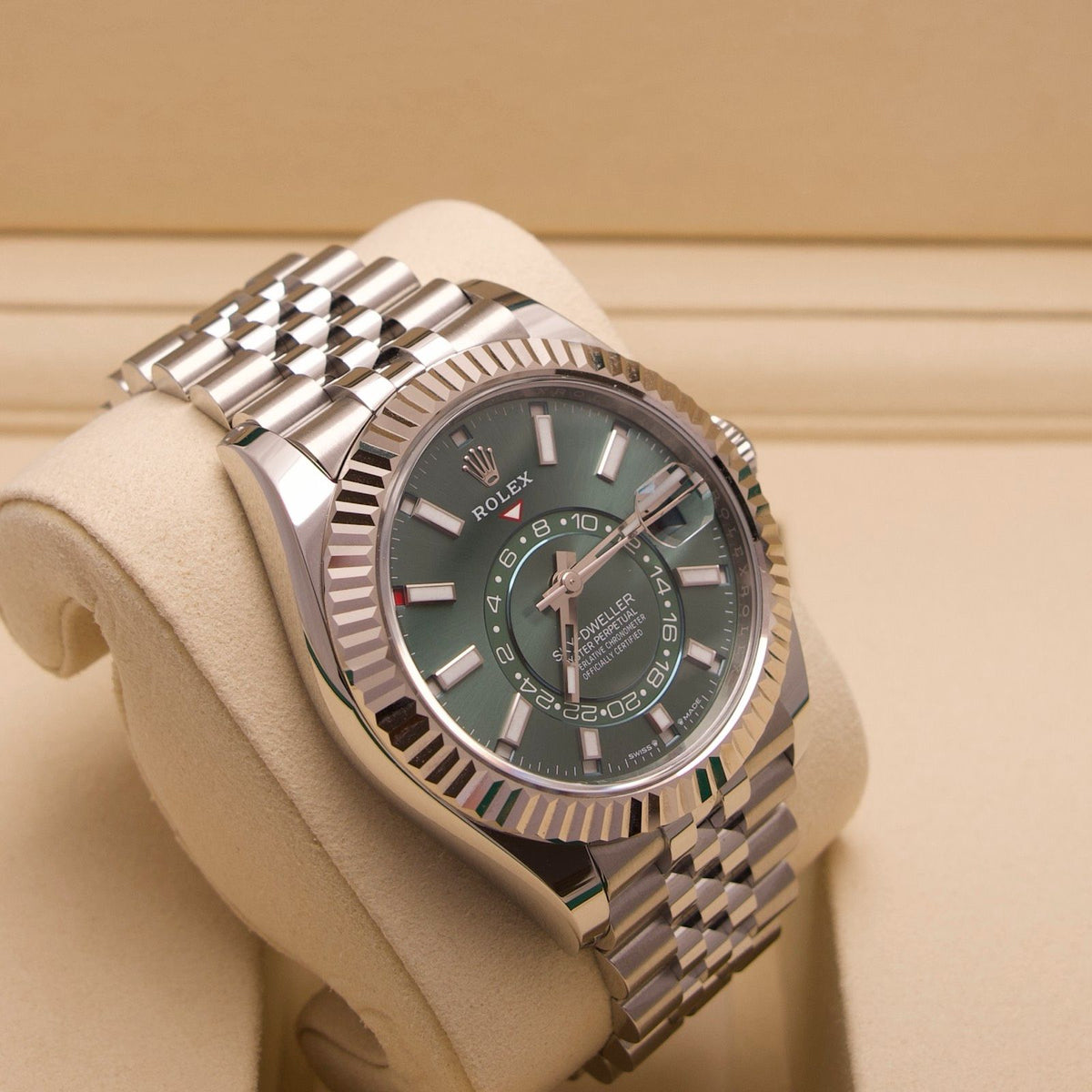 Rolex Sky-Dweller – 336934 | 2026 | Mintgrün | Jubilee | Neu