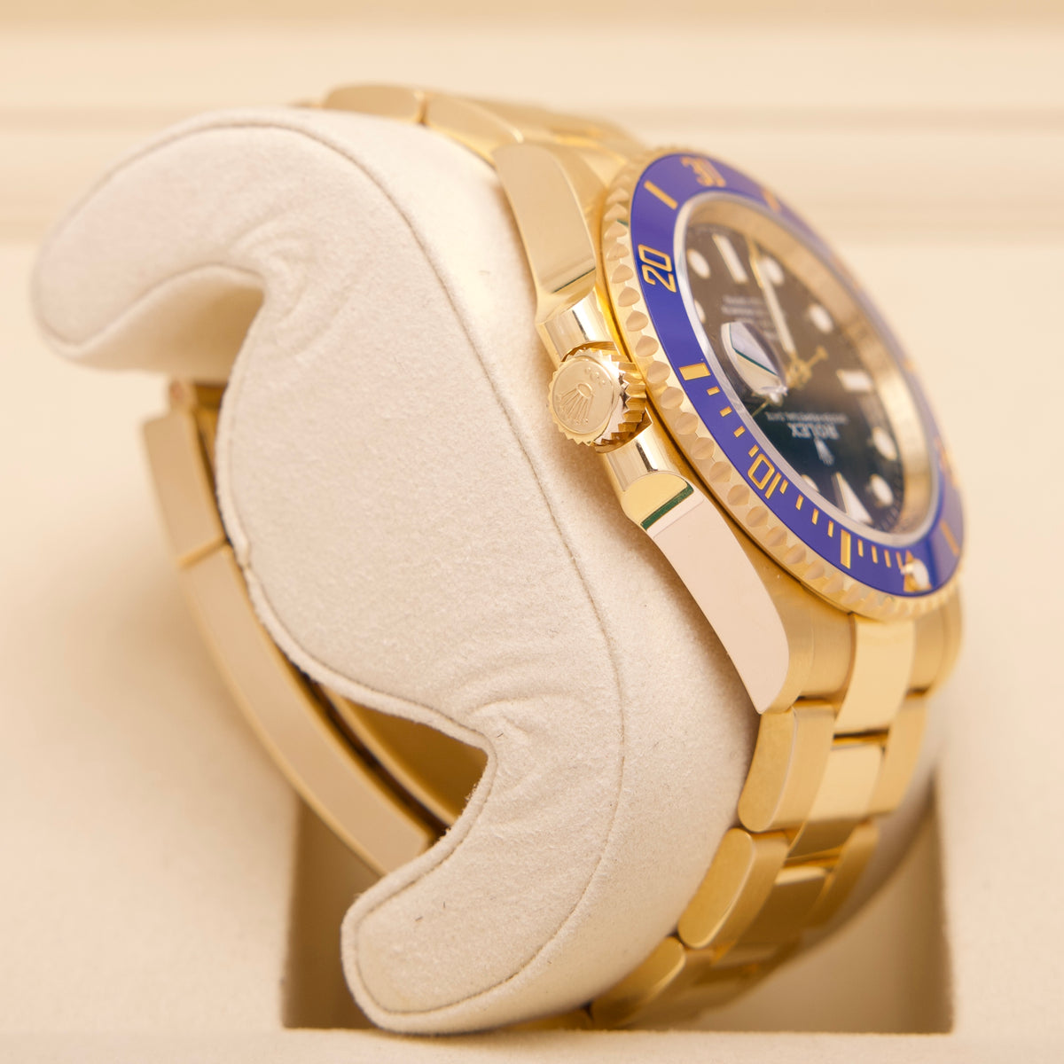 Rolex Submariner Date (Gold)