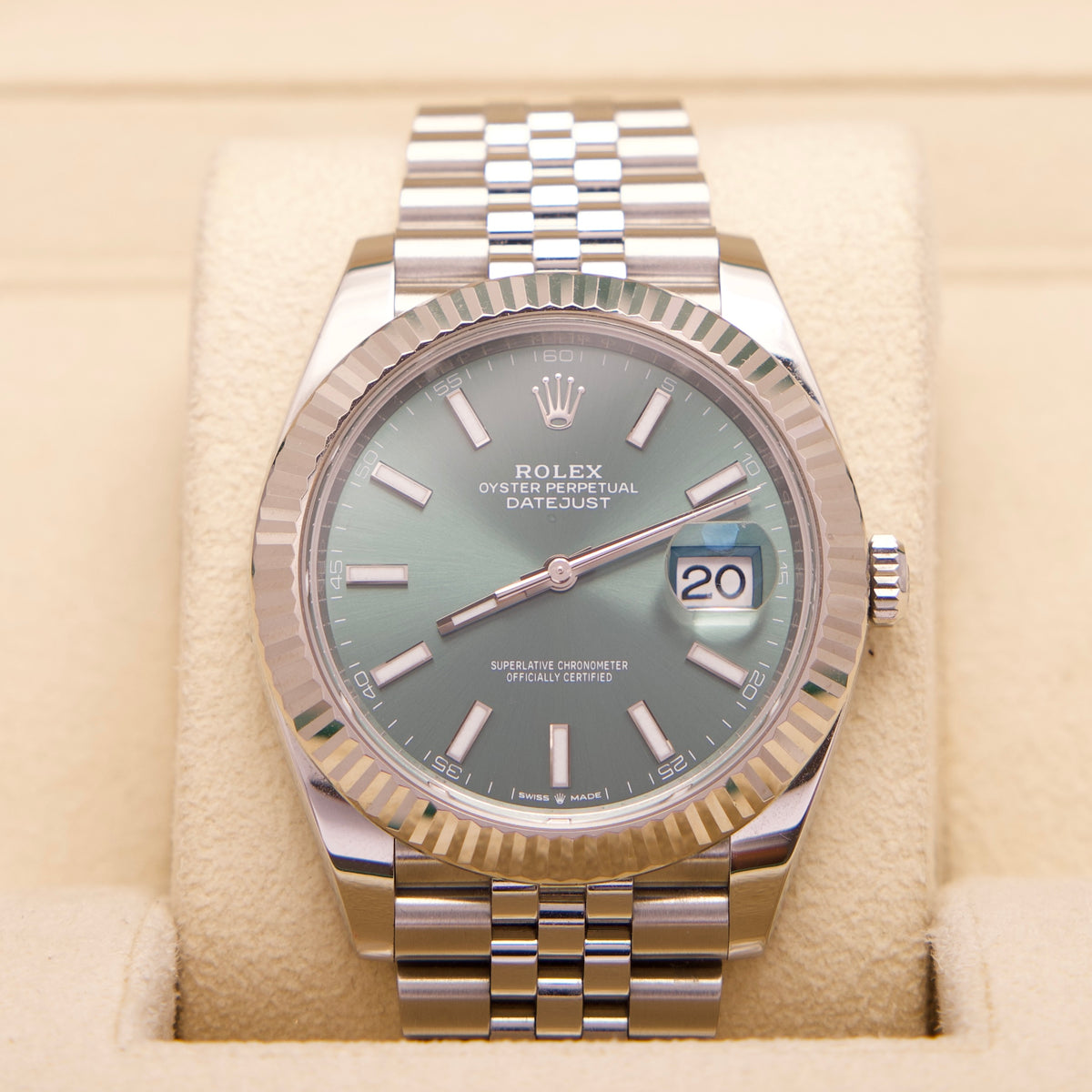 Rolex Datejust 41 Ref. 126334 - Mint Grün - 2022 - Jubilee - Fullset