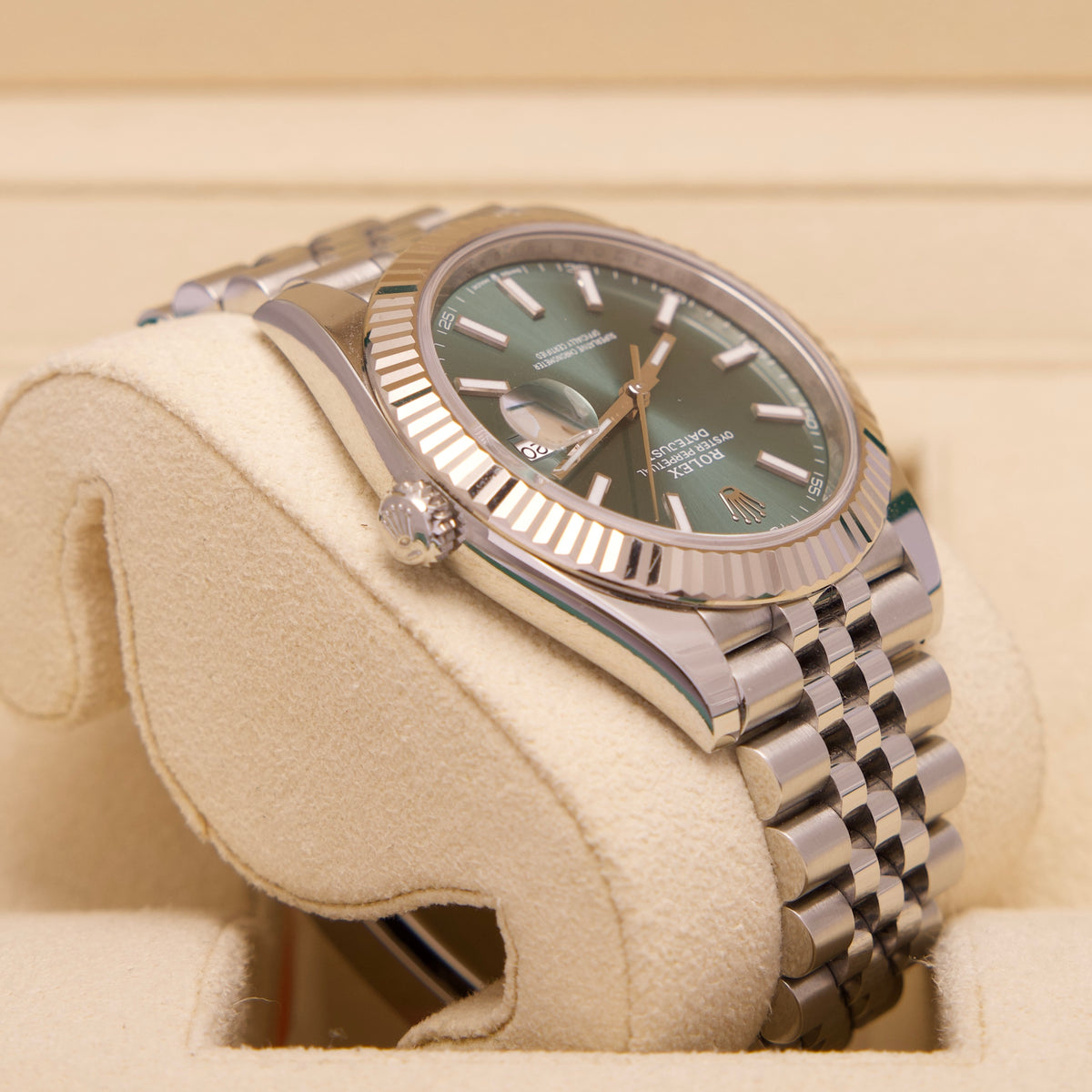 Rolex Datejust 41 Ref. 126334 - Mint Grün - 2022 - Jubilee - Fullset