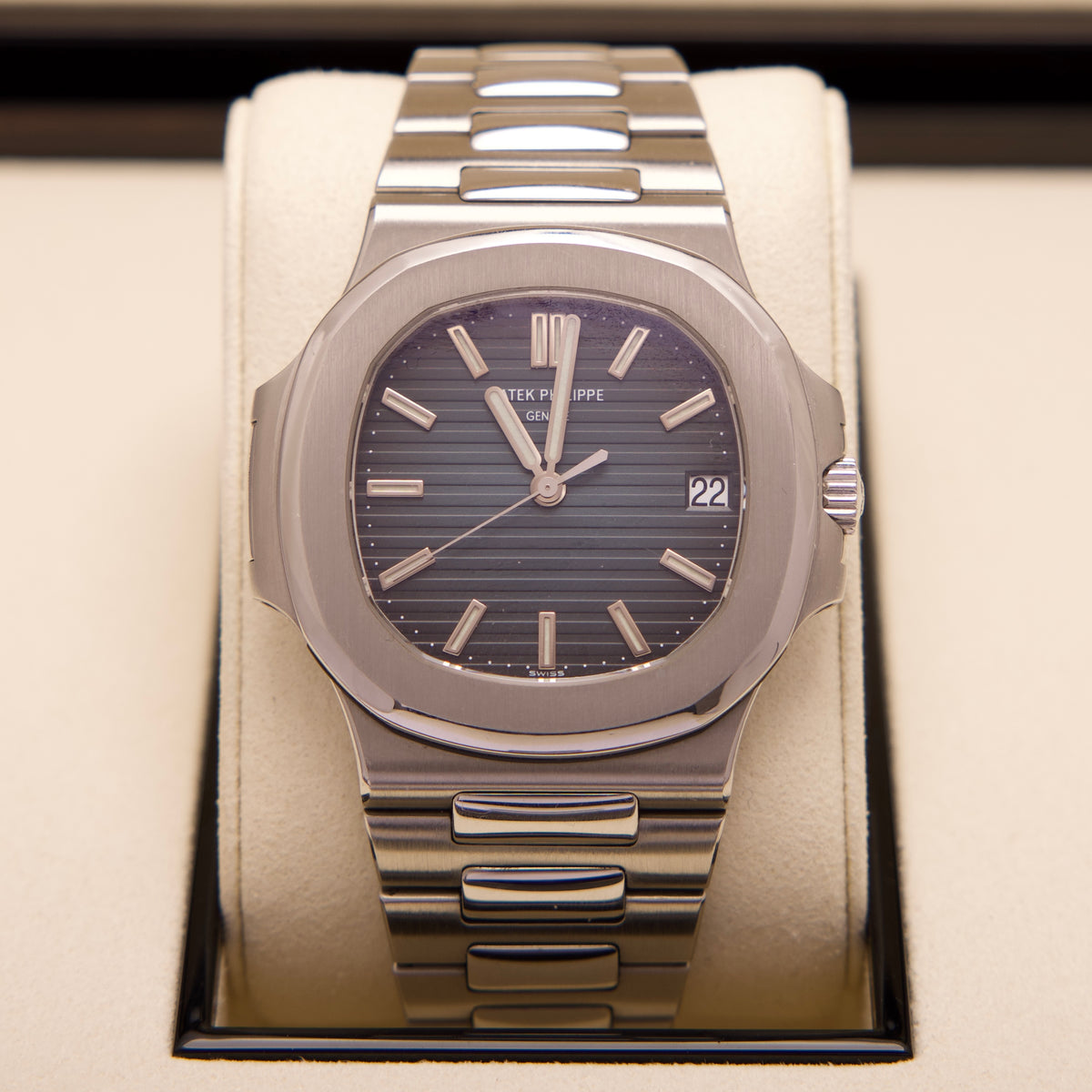 Patek Philippe Nautilus 5711/1A-010 Blue Dial Steel 2012 Fullset