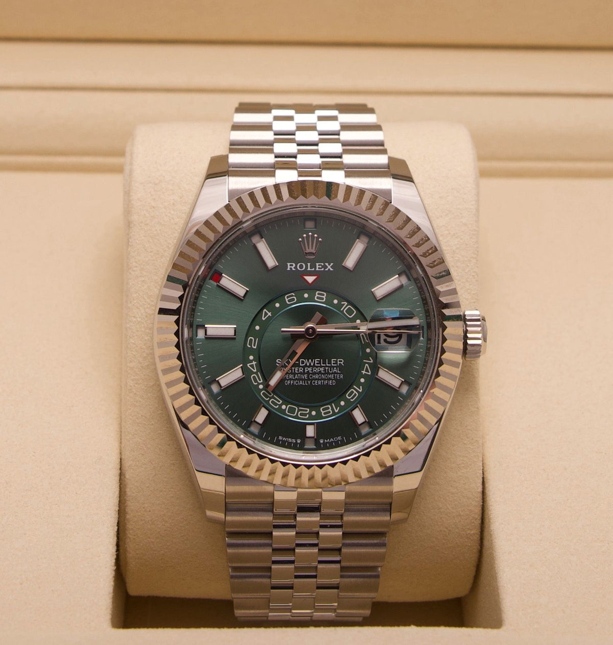 Rolex Sky-Dweller – 336934 | 2026 | Mintgrün | Jubilee | Neu