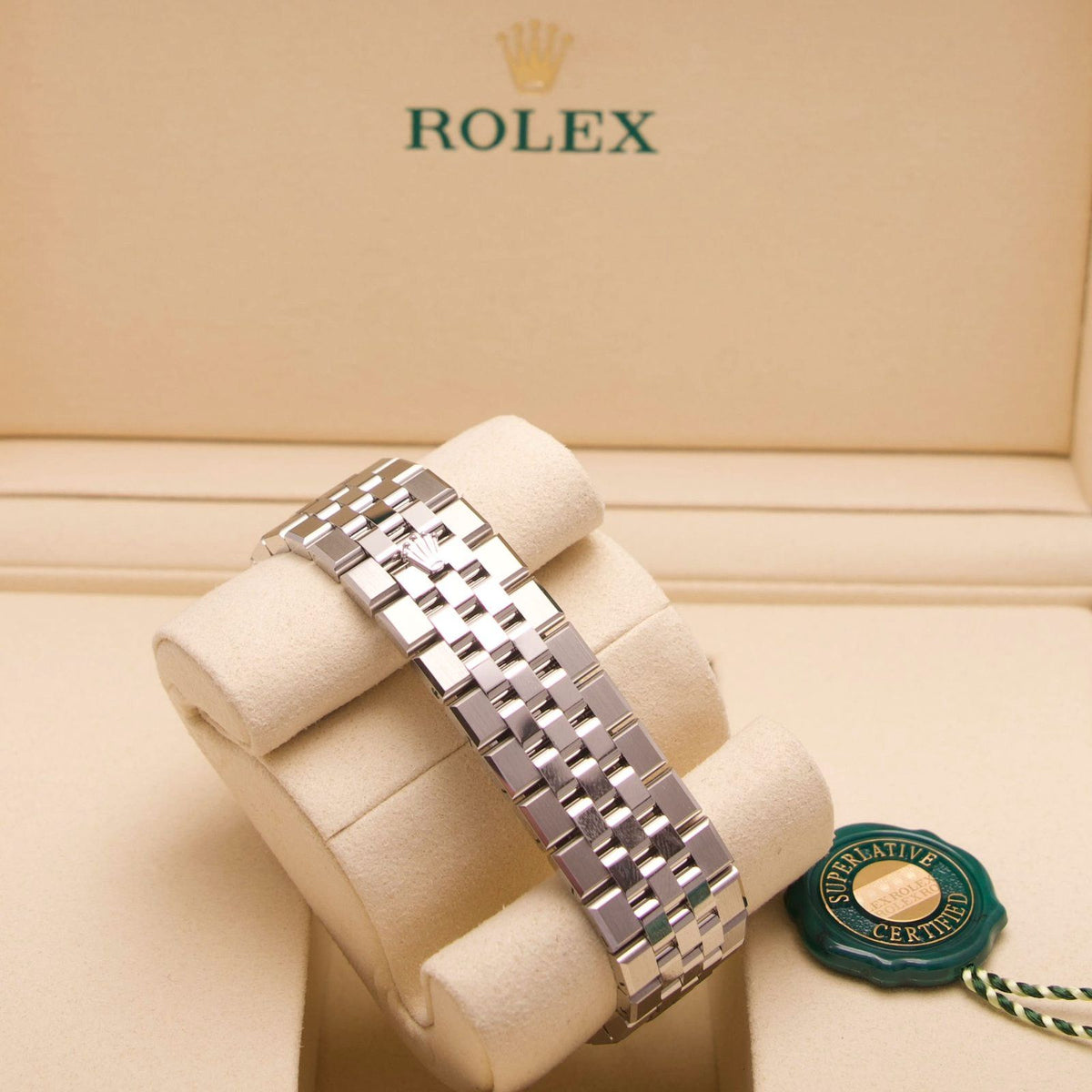 Rolex Land-Dweller 36 – Ref. 127234 | White Honeycomb Dial | 36 mm | 10/2026 | LC100 | Neu & Ungetragen | Fullset