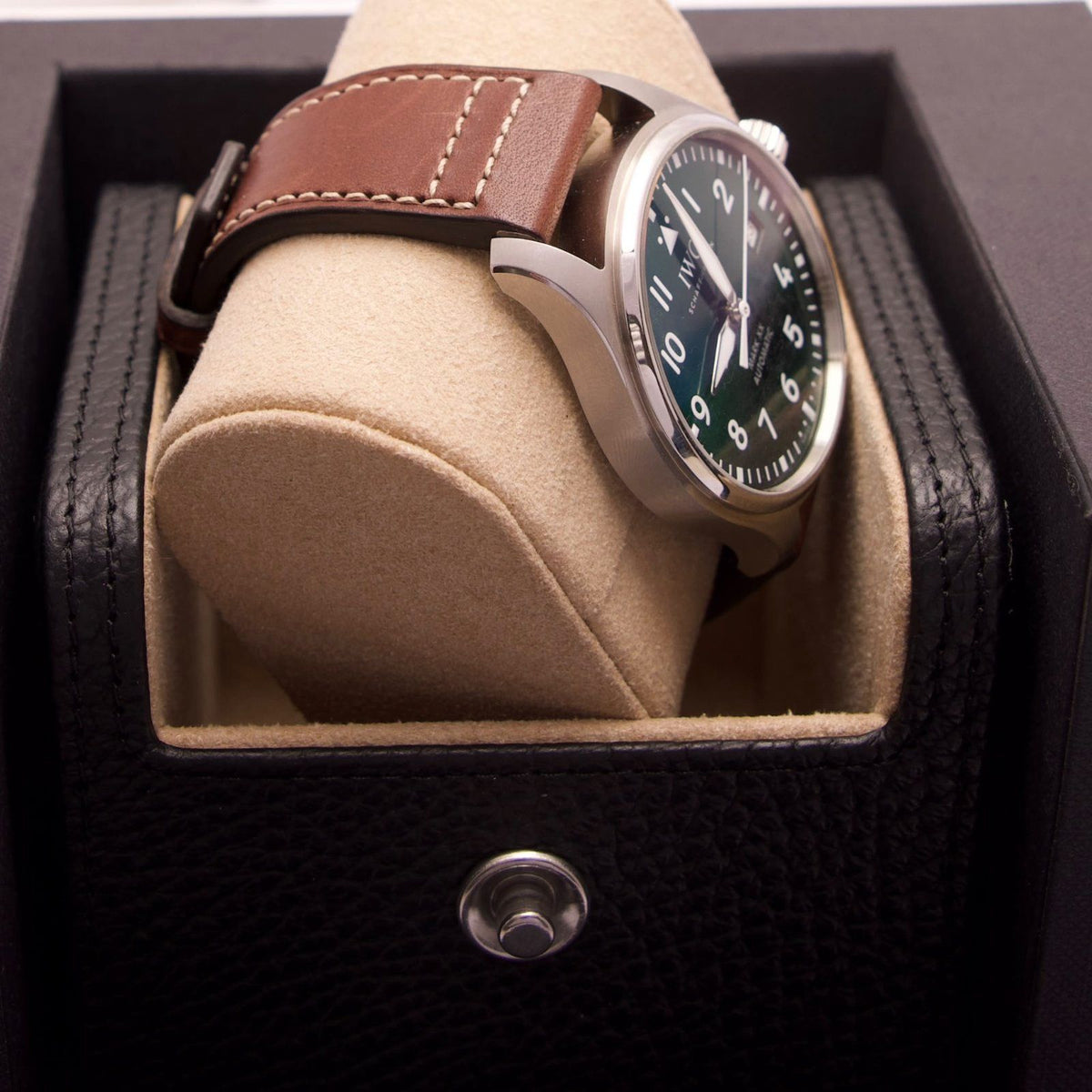 IWC Pilot’s Watch Mark XX – Ref. IW328205 | Green Dial | 40 mm | 10/2026 | Neu & Ungetragen | Deutsches Fullset