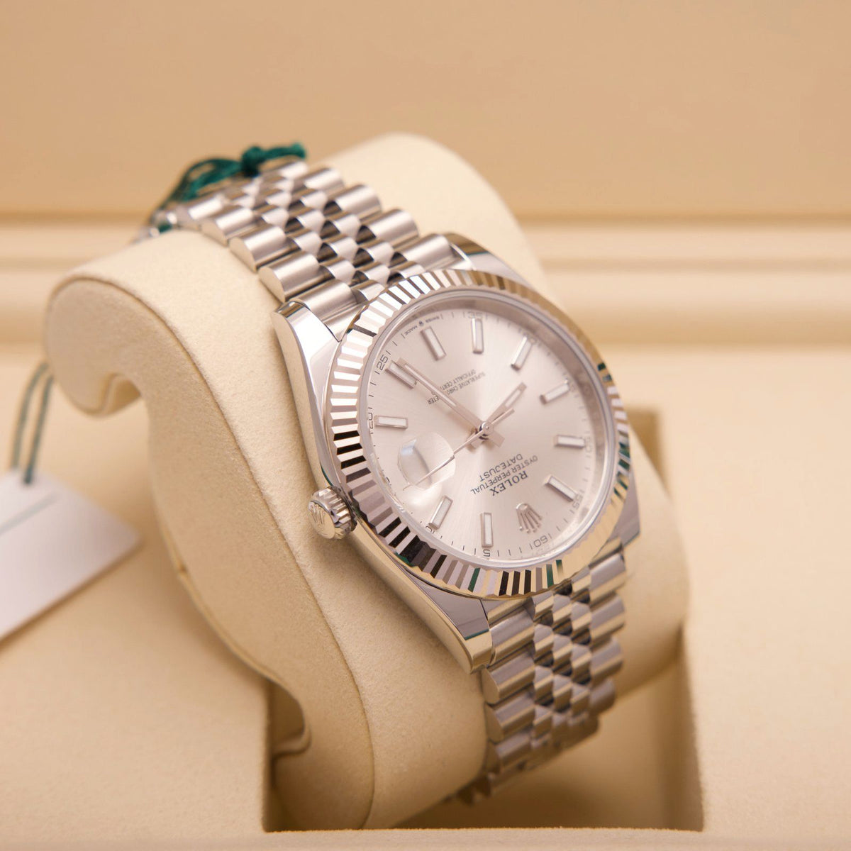 Rolex Datejust 41 – Ref. 126334 | Silver Dial | Jubilee | 10/2026 | LC100 | Neu & Ungetragen | Fullset