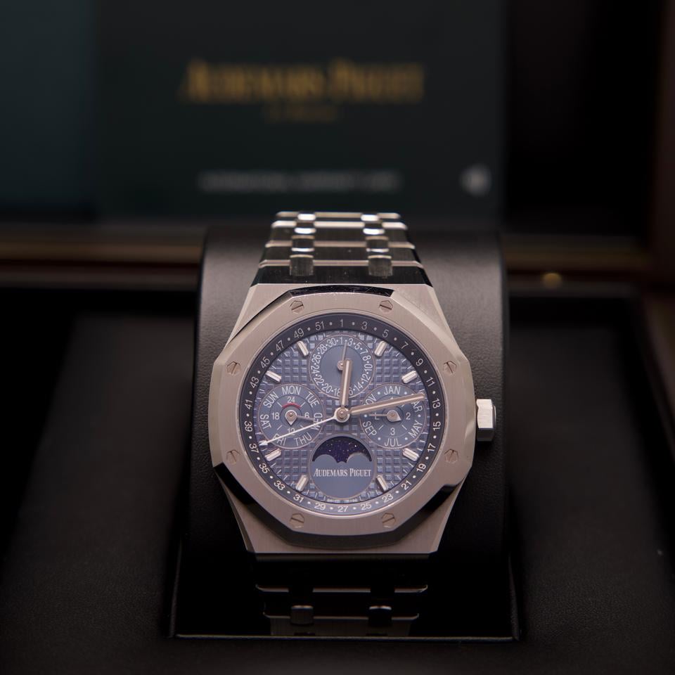 Audemars Piguet Royal Oak 26674ST Perpetual Calendar 2025 Stainless Steel Blue 41mm | Fullset