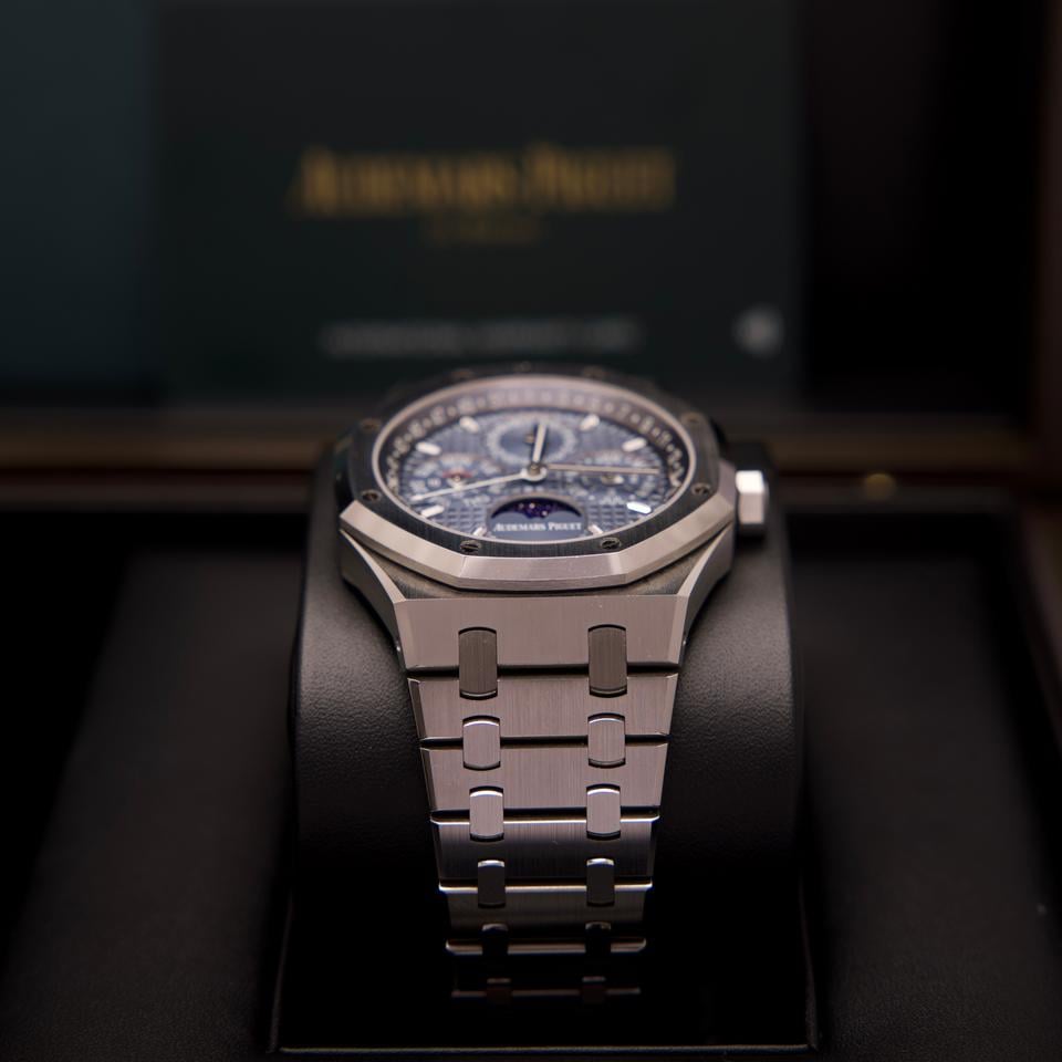 Audemars Piguet Royal Oak 26674ST Perpetual Calendar 2025 Stainless Steel Blue 41mm | Fullset