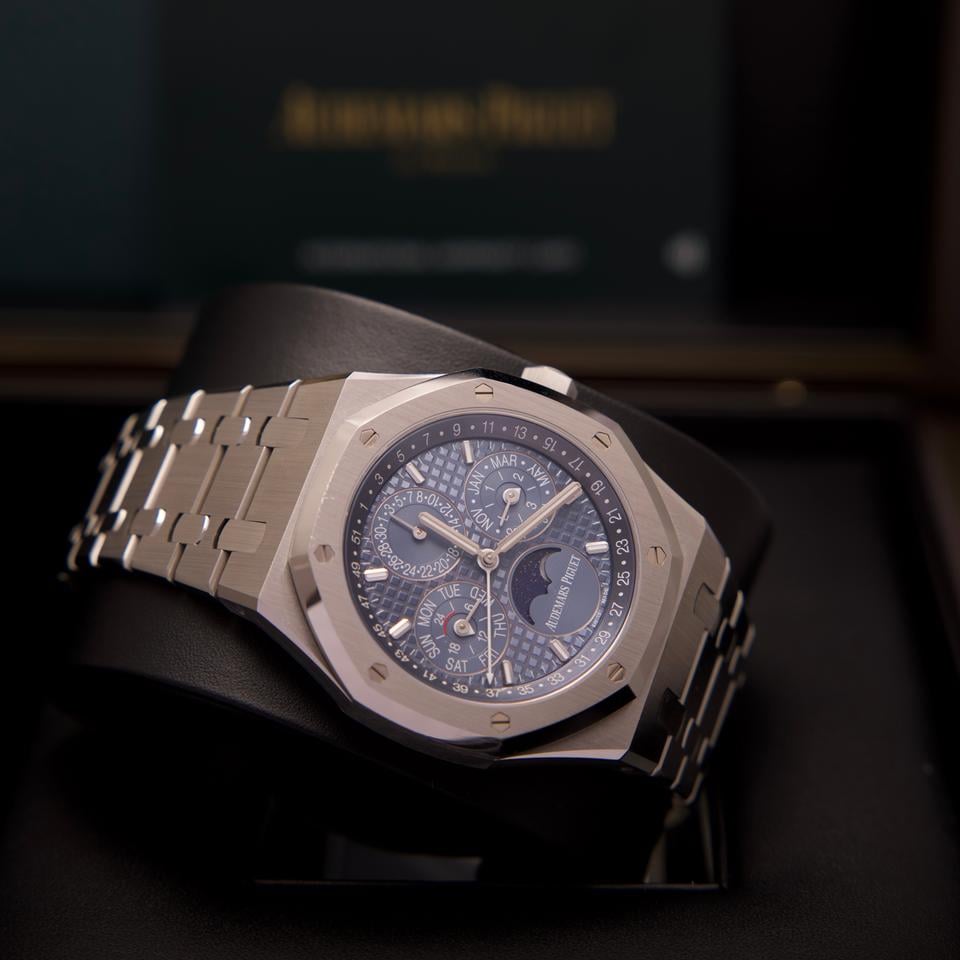Audemars Piguet Royal Oak 26674ST Perpetual Calendar 2025 Stainless Steel Blue 41mm | Fullset