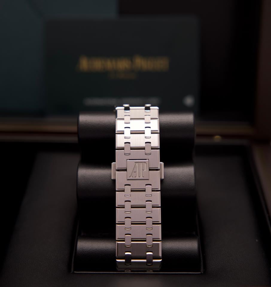 Audemars Piguet Royal Oak 26674ST Perpetual Calendar 2025 Stainless Steel Blue 41mm | Fullset